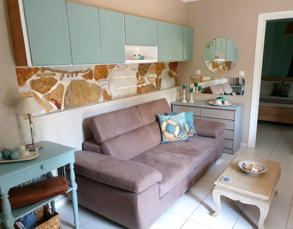 Deluxe Apartment Near The Airport Adults Only Πόρτο Ράφτη Εξωτερικό φωτογραφία