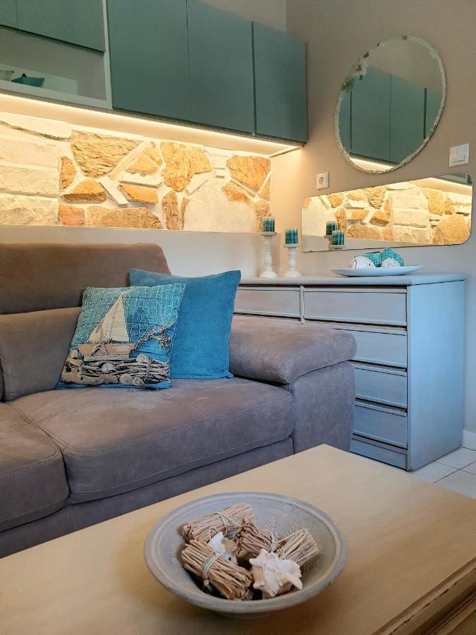 Deluxe Apartment Near The Airport Adults Only Πόρτο Ράφτη Εξωτερικό φωτογραφία