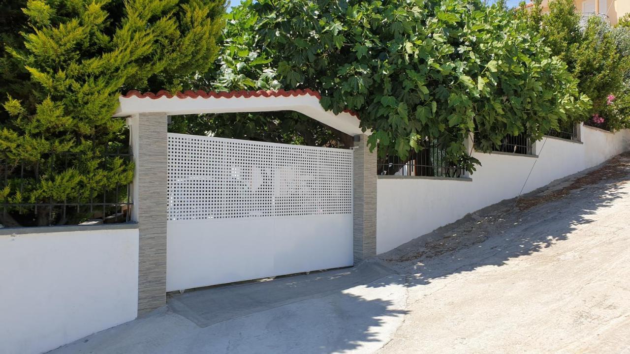 Deluxe Apartment Near The Airport Adults Only Πόρτο Ράφτη Εξωτερικό φωτογραφία